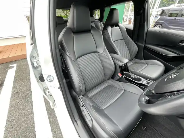 トヨタ カローラツーリング ダブルバイビー 愛媛県 2020(令2)年 2.9万km ホワイトパールクリスタルシャイン 純正9インチディスプレイオーディオナビ/・Bluetooth/フルセグTV/バックカメラ/ビルドインETC/プリクラッシュセーフティシステム（ＰＣＳ）/レーントレーシングアシスト（ＬＴＡ）/ロードサインアシスト（ＲＳＡ）/オートマチックハイビーム（ＡＨＢ）/レーダークルーズコントロール/クリアランスソナー/純正17インチAW/純正フロアマット/ハーフレザーシート/LEDヘッドライト/LEDフォグライト