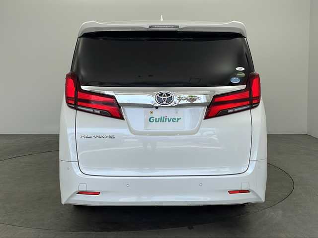 トヨタ アルファード X 兵庫県 2018(平30)年 6.2万km ホワイトパールクリスタルシャイン ・純正ナビ/Bluetooth/CD/DVD/TV/SD/・フリップダウンモニター/・バックカメラ/・トヨタセーフティセンス/・衝突軽減ブレーキ/・レーンキープアシスト/・レーダークルーズコントロール/・電動パーキングブレーキ/・ブレーキホールド/・クリアランスソナー/・前後コーナーセンサー/・MTモード付AT/・両側パワースライドドア/・サンルーフ/・AC100V電源/・WAC/・純正16インチアルミホイール/・純正スマートキー/・プッシュスタートボタン/・スペアキー/・ステアリングリモコン/・革巻きステアリング/・W＋サイドエアバッグ/・カーテンエアバッグ/・LEDオートライト/・オートマチックハイビーム/・ビルドインETC