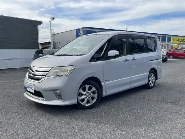日産 セレナ ハイウェイS G Sハイブリッド 山形県 2012(平24)年 9.8万km エターナルスノーホワイト (株)IDOMが運営する【じしゃロン山形店】の自社ローン専用車両になります。/こちらは現金またはオートローンご利用時の価格です。/自社ローンご希望の方は別途その旨お申付け下さい。/カロッツェリアナビ/【CD/DVD/TV/Bluetooth】/バックカメラ/フリップダウンモニター/両側パワースライドドア/クルーズコントロール/ETC/スマートキー/プッシュスタート/横滑り防止/アイドリングストップ/ドアバイザー/電格ミラー/ウィンカーミラー/後席サンシェード/背面テーブル