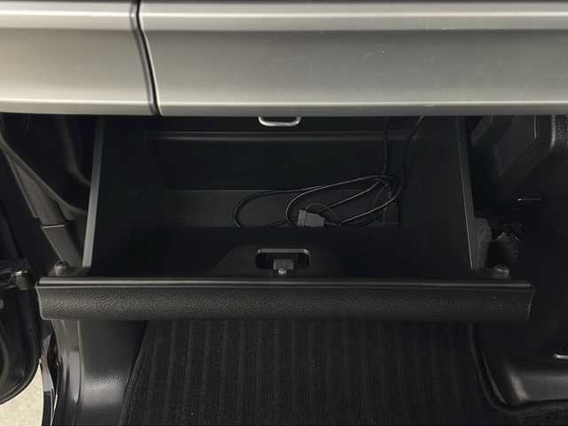 スズキ スペーシア カスタム HYBRID XS 秋田県 2020(令2)年 4.1万km ブルーイッシュブラックパール3 ４WD/社外ナビ【FM/AM/BT/CD/DVD】　/フルセグＴＶ　　/バックカメラ　/ＬＥＤヘッドライト　/ＥＴＣ　/プッシュスタート　　/前後ドライブレコーダー　/両側パワースライドドア /アイドリングストップ　/スマートキー　/オートエアコン　/スペアキー有り　/クルーズコントロール/プッシュスタート /レーンアシスト/エンジンスターター /横滑り防止装置/衝突被害軽減システム/コーナーセンサー /ステアリングリモコン/電格ミラー/革巻きステアリング/前席シートヒーター/ドアミラーヒーター/オートライト/オートマチックハイビーム/純正AW/社外フロアマット/ドアバイザー/ハーフレザーシート /フォグライト /取扱説明書