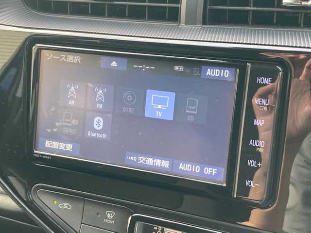 トヨタ アクア S スタイルブラック 愛媛県 2018(平30)年 5.4万km ダークブルーマイカ 禁煙車 /純正ナビ(NSZT-W68T) /・CD DVD Bluetooth フルセグTV /バックカメラ /前座席シートヒーター /ビルトインETC /オートライト /・オートハイビーム /衝突軽減ブレーキ /レーンキープアシスト/コーナーセンサー /プッシュスタート/・スペアキー/フロアマット/取扱説明書