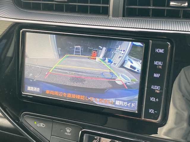 トヨタ アクア S スタイルブラック 愛媛県 2018(平30)年 5.4万km ダークブルーマイカ 禁煙車 /純正ナビ(NSZT-W68T) /・CD DVD Bluetooth フルセグTV /バックカメラ /前座席シートヒーター /ビルトインETC /オートライト /・オートハイビーム /衝突軽減ブレーキ /レーンキープアシスト/コーナーセンサー /プッシュスタート/・スペアキー/フロアマット/取扱説明書
