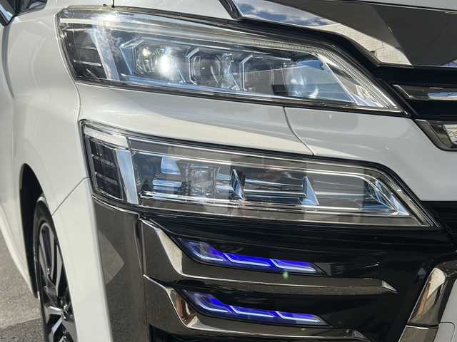 トヨタ ヴェルファイア Z Gエディション 京都府 2018(平30)年 10.3万km ホワイトパールクリスタルシャイン 10インチ純正SDナビ（NSZT-Z66T)/フルセグTV/Bluetooth/CD/DVD/USB/バックカメラ/12.8インチフリップダウンモニター/レーダクルーズコントロール/電動リアゲート/3眼LEDヘッドライト/デジタルインナーミラー/ステアリングヒーター/両側パワースライドドア/ビルトインETC/全方位ドライブレコーダ/シートヒーター/ベンチレーター/メモリー付きパワーシート/純正フロアマット/禁煙車