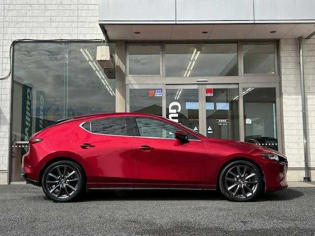 マツダ マツダ３ファストバック 15S ツーリング 埼玉県 2021(令3)年 2.1万km ソウルレッドクリスタルM 純正SDナビ/全方位車外カメラ/Bluetooth/ETC/レーダークルーズコントロール/アイドリングストップ/ドライブレコーダー/オートマチックハイビーム/スペアキー/LEDヘッドライト