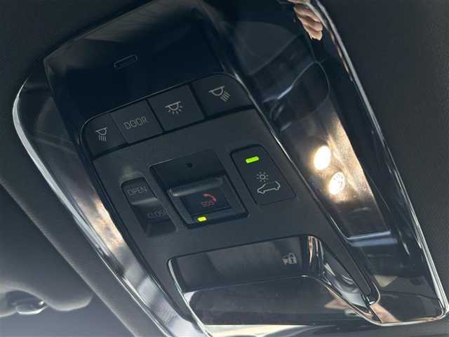 トヨタ ハリアー ハイブリッド Z ナイトシェード 愛知県 2025(令7)年 0.4万km プレシャスブラックパール ワンオーナー/走行距離5000ｋｍ以下/12.3型メーカーオプションナビ【Bluetooth FM AM フルセグ】/JBLサウンド/サンルーフ/デジタルインナーミラー【ドラレコ付】/ヘッドアップディスプレイ/全方位カメラ/ビルトインETC2.0/プロアクティブドライビングシステム/アダプティブクルーズコントロール/衝突軽減/レーンキープアシスト/ロードサインアシスト/リヤカメラディテクション/リヤクロストラフィックアラート/パーキングサポートブレーキ/ブラインドスポットミニター/ブレーキホールド/LEDヘッドライト/オートライト/オートマチックハイビーム/ステアリングリモコン/ステアリングヒーター/100V充電/電動リアゲート/ハーフレザーシート/パワーシート/前席シートヒーター/ナノイー/純正フロアマット/順位アルミホイール/禁煙車