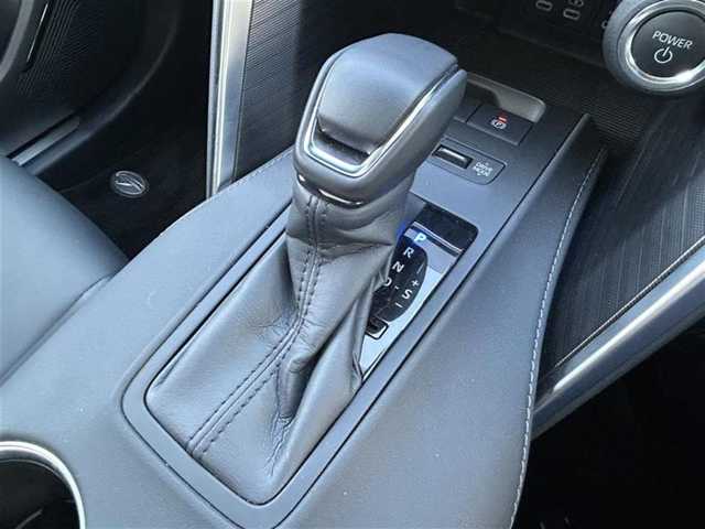 トヨタ ハリアー ハイブリッド Z ナイトシェード 愛知県 2025(令7)年 0.4万km プレシャスブラックパール ワンオーナー/走行距離5000ｋｍ以下/12.3型メーカーオプションナビ【Bluetooth FM AM フルセグ】/JBLサウンド/サンルーフ/デジタルインナーミラー【ドラレコ付】/ヘッドアップディスプレイ/全方位カメラ/ビルトインETC2.0/プロアクティブドライビングシステム/アダプティブクルーズコントロール/衝突軽減/レーンキープアシスト/ロードサインアシスト/リヤカメラディテクション/リヤクロストラフィックアラート/パーキングサポートブレーキ/ブラインドスポットミニター/ブレーキホールド/LEDヘッドライト/オートライト/オートマチックハイビーム/ステアリングリモコン/ステアリングヒーター/100V充電/電動リアゲート/ハーフレザーシート/パワーシート/前席シートヒーター/ナノイー/純正フロアマット/順位アルミホイール/禁煙車