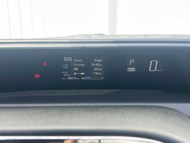 トヨタ アクア S 三重県 2018(平30)年 3.8万km ブラックマイカ 純正ナビ/バックカメラ/スペアキー/ステアスイッチ/トヨタセーフティーセンス/純正フロアマット/純正ドアバイザー/電動格納ミラー/ＰＣＳ/先行車発進告知/禁煙車