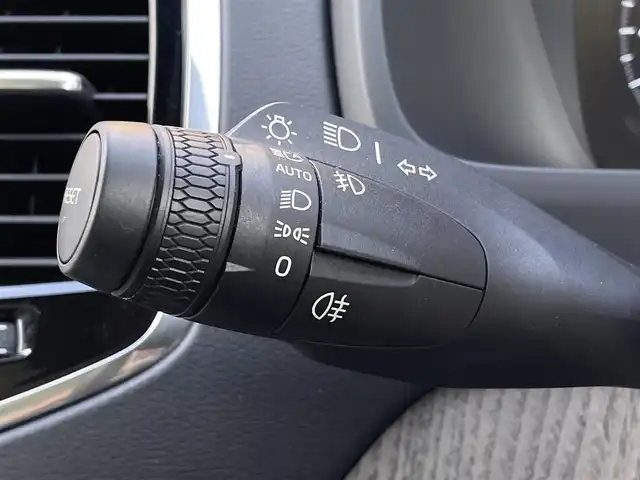 ボルボ ボルボ ＸＣ９０ リチャージ アルティメット T8 AWD PHV 三重県 2022(令4)年 3.7万km ベージュ パノラマサンルーフ　/ブロンド革　/ハーマンカードン　/HUD　/インテリセーフ　/純正前後ドラレコ　/ACC　/オレフォスシフト　/エアサス　/シートベンチ　/シートヒーター　/ハンドルヒーター　/純正21AW　/LEDヘッドライト/サイドステップ