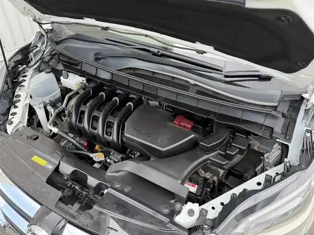 日産 セレナ ハイウェイスター Vセレクション 神奈川県 2017(平29)年 4.8万km ブリリアントホワイトパール 純正ナビ　（MM317D-W）/フルセグ　/両側電動スライドドア　/メーカーオプションセーフティーパックＢ　/プロパイロット /レーダークルーズコントロール /アラウンドビューモニター /リアビューモニター /インテリジェントキー/パーキングアシスト/インテリジェントスマートミラー/スペアキー/純正フロアマット/2021年製YOKOHAMAタイヤ/純正ホイール/Bluetooth接続/USB入力端子/ETC/DVD再生機能/LEDヘッドライト/フォグランプ/前後ドライブレコーダー