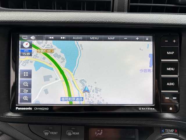 トヨタ アクア L 石川県 2016(平28)年 3.4万km クールソーダメタリック 社外ナビ/（AM/FM/SD/Bluetooth/フルセグTV）/ハンズフリー/ドライブレコーダー/ビルドインETC/レーンキープ/衝突軽減/横滑り防止/オートライト/オートマチックハイビーム/フォグランプ/純正フロアマット/エコモード/EVモード