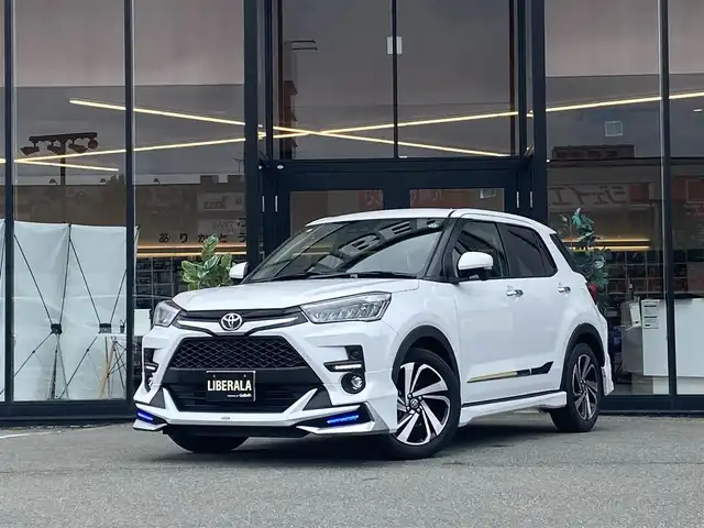 トヨタ ライズ Z 福岡県 2020(令2)年 5.9万km パール ・レーダークルーズコントロール/・社外HDDナビ/USB/Bluetooth/CD/DVD/・全方位カメラ/・シートヒーター/・ドライブレコーダー/・フルセグ/・社外ETC/・プッシュスタート/・アイドリングストップ/・スマートキー/・スペアキー/・フロント/サイド/リアエアロ/・レーンキープアシスト/・オートライト/・LEDライト/・保証書/・取扱説明書