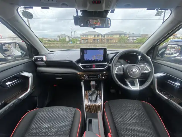 トヨタ ライズ Z 福岡県 2020(令2)年 5.9万km パール ・レーダークルーズコントロール/・社外HDDナビ/USB/Bluetooth/CD/DVD/・全方位カメラ/・シートヒーター/・ドライブレコーダー/・フルセグ/・社外ETC/・プッシュスタート/・アイドリングストップ/・スマートキー/・スペアキー/・フロント/サイド/リアエアロ/・レーンキープアシスト/・オートライト/・LEDライト/・保証書/・取扱説明書