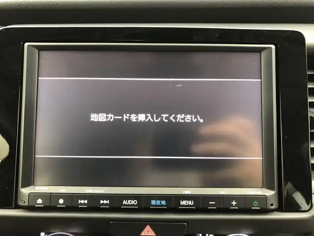 ホンダ フィット e:HEVホーム 愛知県 2020(令2)年 1.3万km プレミアムサンライトホワイトパール ・純正9インチナビ/・バックカメラ/・Bluetooth/・フルセグTV/・ホンダセンシング/・衝突被害軽減システム/・コーナーセンサー/・クルーズコントロール/・レーンキープアシスト/・横滑り防止装置/・オートライト/・LEDヘッドライト/・ドライブレコーダー/・ETC/・プッシュスタート/・スマートキー
