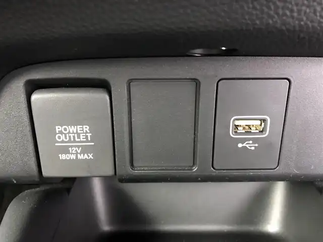ホンダ フィット e:HEVホーム 愛知県 2020(令2)年 1.3万km プレミアムサンライトホワイトパール ・純正9インチナビ/・バックカメラ/・Bluetooth/・フルセグTV/・ホンダセンシング/・衝突被害軽減システム/・コーナーセンサー/・クルーズコントロール/・レーンキープアシスト/・横滑り防止装置/・オートライト/・LEDヘッドライト/・ドライブレコーダー/・ETC/・プッシュスタート/・スマートキー