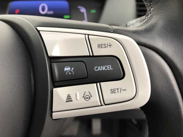 ホンダ フィット e:HEVホーム 茨城県 2020(令2)年 1.3万km プレミアムサンライトホワイトパール ・純正9インチナビ/・バックカメラ/・Bluetooth/・フルセグTV/・ホンダセンシング/・衝突被害軽減システム/・コーナーセンサー/・クルーズコントロール/・レーンキープアシスト/・横滑り防止装置/・オートライト/・LEDヘッドライト/・ドライブレコーダー/・ETC/・プッシュスタート/・スマートキー
