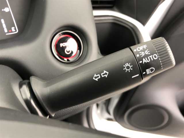 ホンダ フィット e:HEVホーム 茨城県 2020(令2)年 1.3万km プレミアムサンライトホワイトパール ・純正9インチナビ/・バックカメラ/・Bluetooth/・フルセグTV/・ホンダセンシング/・衝突被害軽減システム/・コーナーセンサー/・クルーズコントロール/・レーンキープアシスト/・横滑り防止装置/・オートライト/・LEDヘッドライト/・ドライブレコーダー/・ETC/・プッシュスタート/・スマートキー