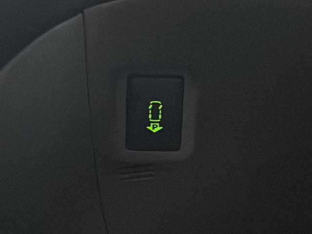 トヨタ プリウス G 愛知県 2009(平21)年 13.3万km シルバーM サンルーフ/純正メーカーナビ/バックカメラ/社外15インチAW/クルーズコントロール/エンジンスタートボタン/スマートキー/スペアキー/保証書/取扱説明書/ユーザー買取車