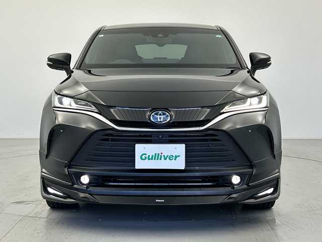 トヨタ ハリアー ハイブリッド Z レザーパッケージ 愛知県 2021(令3)年 1.4万km プレシャスブラックパール JBLサウンドシステム１２．３インチディスプレイオーディオ/・フルセグ（テレビキット装着）/・Bluetooth/全方位カメラ/ビルトインETC/パワーバックドア/ドラレコ内蔵デジタルインナーミラー/シートベンチレーション/トヨタセーフティセンス/・プリクラッシュセーフティ/・レーントレーシングアシスト/・レーダークルーズコントロール/・ロードサインアシスト/・ドライバー異常対応システム/・プロアクティブドライビングアシスト/・発進遅れ告知機能/・ブラインドスポットモニター/・パーキングサポートブレーキ/ステアリングヒーター