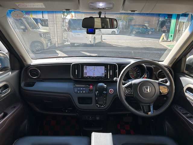 ホンダ Ｎ ＯＮＥ プレミアム 東京都 2016(平28)年 6.2万km プレミアムディープロッソパール 純正ナビ(ワンセグ、CD、DVD、Bluetooth)/バックカメラ/エコモード/横滑り防止/アイドリングストップ/ドライブレコーダー/保証書/取扱説明書/記録簿/スペアキー1本