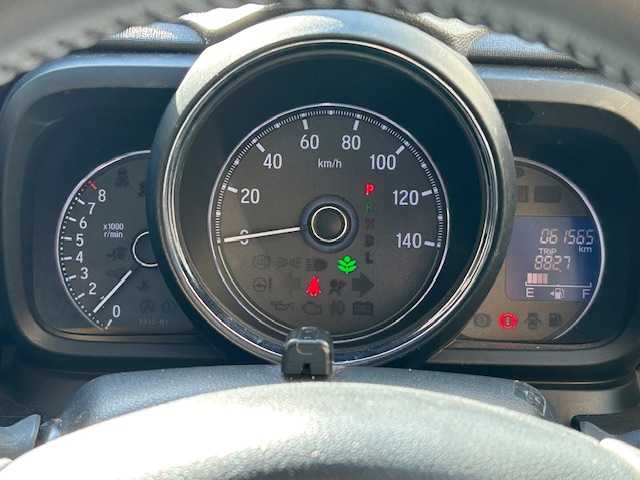 ホンダ Ｎ ＯＮＥ プレミアム 東京都 2016(平28)年 6.2万km プレミアムディープロッソパール 純正ナビ(ワンセグ、CD、DVD、Bluetooth)/バックカメラ/エコモード/横滑り防止/アイドリングストップ/ドライブレコーダー/保証書/取扱説明書/記録簿/スペアキー1本