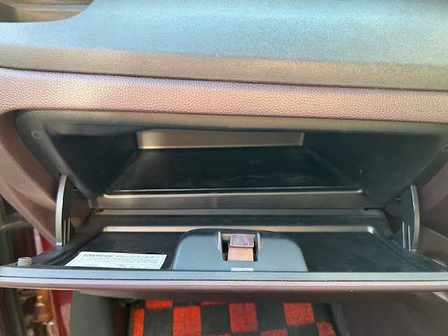 ホンダ Ｎ ＯＮＥ プレミアム 東京都 2016(平28)年 6.2万km プレミアムディープロッソパール 純正ナビ(ワンセグ、CD、DVD、Bluetooth)/バックカメラ/エコモード/横滑り防止/アイドリングストップ/ドライブレコーダー/保証書/取扱説明書/記録簿/スペアキー1本