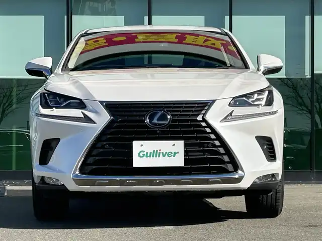 レクサス ＮＸ 300h Iパッケージ 和歌山県 2018(平30)年 7.7万km ソニッククォーツ 純正12.3インチナビ/フルセグTV/パノラミックビューカメラ/ヘッドアップディスプレイ/BSM/レーダークルーズコントロール/レクサスセーフティシステム/BSM/PKSA/PKSB/ビルトインETC2.0/パワーシート/シートヒーター/レザーシート/シートメモリ/ステアリングヒーター/オートライト/オートハイビーム/LEDヘッドライト