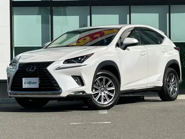レクサス ＮＸ 300h Iパッケージ 和歌山県 2018(平30)年 7.7万km ソニッククォーツ 純正12.3インチナビ/フルセグTV/パノラミックビューカメラ/ヘッドアップディスプレイ/BSM/レーダークルーズコントロール/レクサスセーフティシステム/BSM/PKSA/PKSB/ビルトインETC2.0/パワーシート/シートヒーター/レザーシート/シートメモリ/ステアリングヒーター/オートライト/オートハイビーム/LEDヘッドライト