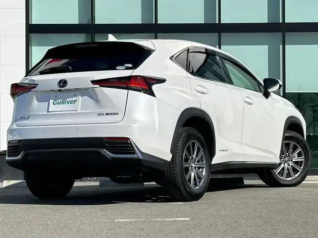 レクサス ＮＸ 300h Iパッケージ 和歌山県 2018(平30)年 7.7万km ソニッククォーツ 純正12.3インチナビ/フルセグTV/パノラミックビューカメラ/ヘッドアップディスプレイ/BSM/レーダークルーズコントロール/レクサスセーフティシステム/BSM/PKSA/PKSB/ビルトインETC2.0/パワーシート/シートヒーター/レザーシート/シートメモリ/ステアリングヒーター/オートライト/オートハイビーム/LEDヘッドライト