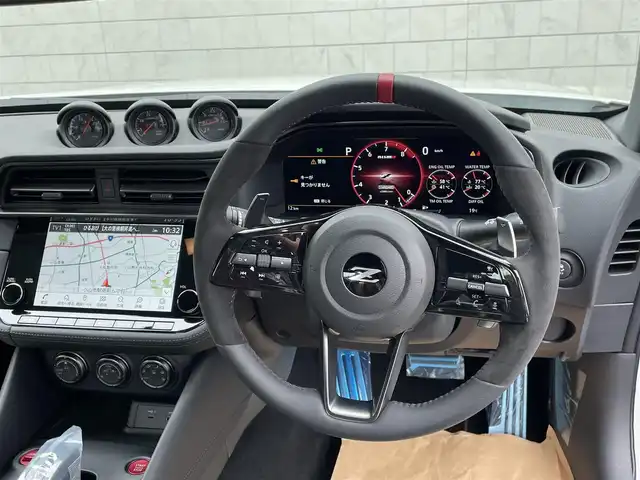 日産 フェアレディ Ｚ ニスモ 栃木県 2025(令7)年 0.1万km未満 ブリリアントホワイトパール/スーパーブラック 2トーン 純正カーナビ/TV/BOSEサウンド/NISUMOフロアマット/インテリジェントキー/新車時/保証書/取り扱い説明書