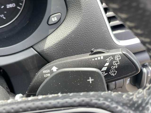 アウディ Ｑ３ 2．0 TFSI クワトロ 211PS 秋田県 2012(平24)年 11.5万km 黒 登録時走行距離115071km/純正CDプレイヤー/純正HDDナビ/クリアランスソナー/純正前方ドライブレコーダー/純正AW/運助パワーシート/スペアキー