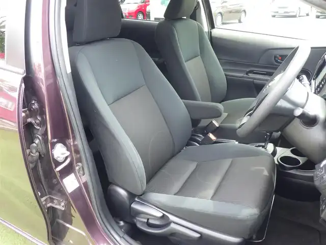 トヨタ アクア S スタイルブラック 千葉県 2016(平28)年 3.5万km ディープアメジストマイカメタリック Toyota Safety Sense/・プリクラッシュセーフティ/・レーンディパーチャーアラート/・オートハイビーム/純正SDナビ/ワンセグTV/【CD再生機能　Bluetooth接続】/前席シートヒーター/ETC/ウインカーミラー/スマートキー