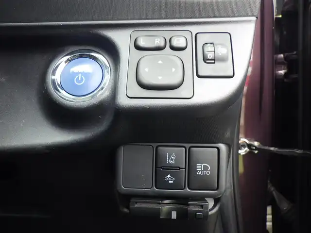 トヨタ アクア S スタイルブラック 千葉県 2016(平28)年 3.5万km ディープアメジストマイカメタリック Toyota Safety Sense/・プリクラッシュセーフティ/・レーンディパーチャーアラート/・オートハイビーム/純正SDナビ/ワンセグTV/【CD再生機能　Bluetooth接続】/前席シートヒーター/ETC/ウインカーミラー/スマートキー