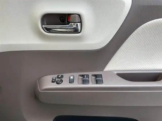 スズキ ＭＲワゴン Wit XS 滋賀県 2014(平26)年 6.7万km ミステリアスバイオレットパール 禁煙車/社外ナビ/（CD/USB/地デジTV）/合皮シート/シートリフター/革巻きステアリング/ステアリングリモコン/HIDヘッドライト/フォグランプ/オートヘッドライト/純正アルミホイール/社外フロアマット/ドアバイザー/アイドリングストップ/スマートキー/プッシュスタート