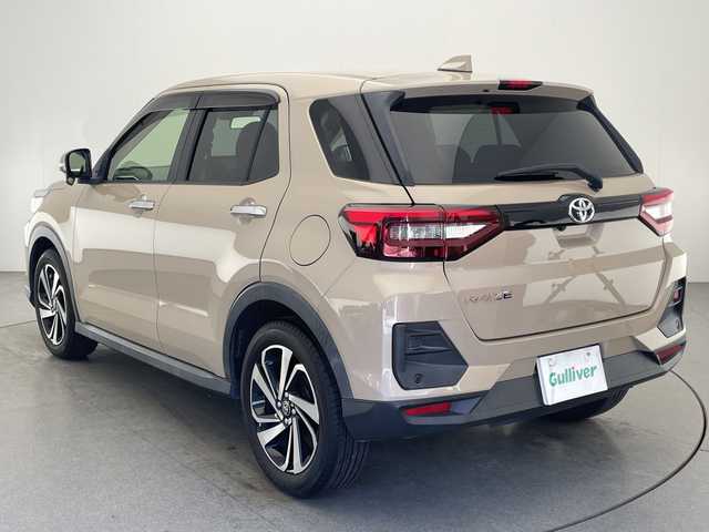 トヨタ ライズ Z 宮崎県 2021(令3)年 3.5万km ナチュラルベージュマイカM 禁煙車/トヨタセーフティセンス/社外9型メモリーナビ/（Bluetooth/CD/DVD/フルセグTV)/バックカメラ/純正LEDオートライト/純正LEDフォグ/純正17インチアルミ/純正フロアマット/前後ドライブレコーダー/アダプティブクルーズコントロール/プリクラッシュセーフティ/レーンディパーチャーアラート/クリアランスソナー/オートエアコン/オート電動格納ミラー/前席シートヒーター/ETC/スマートキー/プッシュエンジンスタート/オプションスペアタイヤ