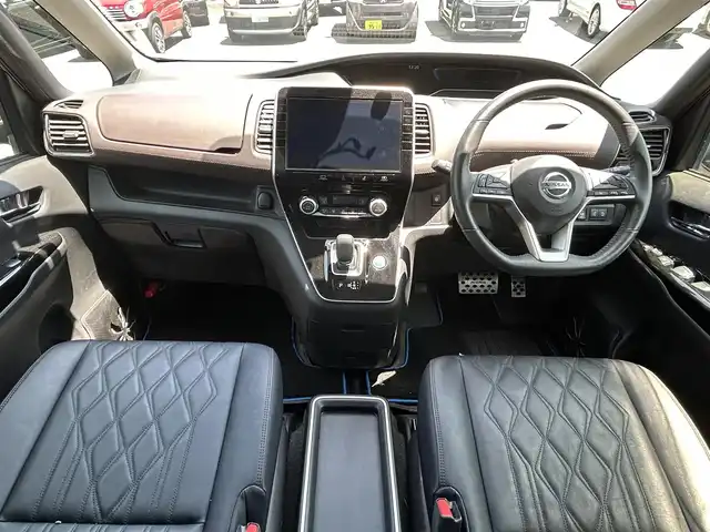 日産 セレナ e－パワー ハイウェイスター G 福岡県 2020(令2)年 4.7万km ダイヤモンドブラック ・純正10インチナビ/（全周囲カメラ/フルセグ/・ワンオーナー/・スペアキー/・LEDライト/・LDW/・LDP/・BSI/・BSW/・クリアランスソナー/・クルーズコントロール/・ドアバイザー/・ローダウン/・保証書/・取扱説明書