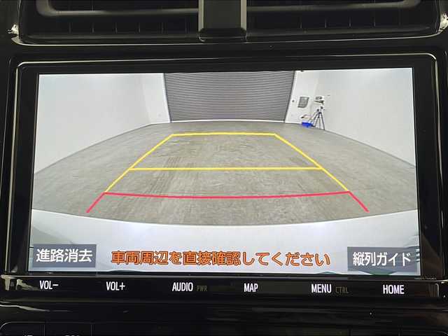 トヨタ プリウス Sツーリングセレクション 三重県 2020(令2)年 5.5万km ホワイトパールクリスタルシャイン 純正ナビ（NSZT-Y68T）/・フルセグ/CD/DVD/BT/SD/モデリスタフルエアロ/バックカメラ/前席シートヒーター/トヨタセーフティセンス/・プリクラッシュセーフティ/・オートマチックハイビーム/・レーダークルーズコントロール/・レーントレーシングアシスト/・ロードサインアシスト/前後ドライブレコーダー/ビルトインETC/LEDヘッドライト（オート）/革巻きステアリング/ステアリングスイッチ/オートライト/プッシュスタート/スマートキー