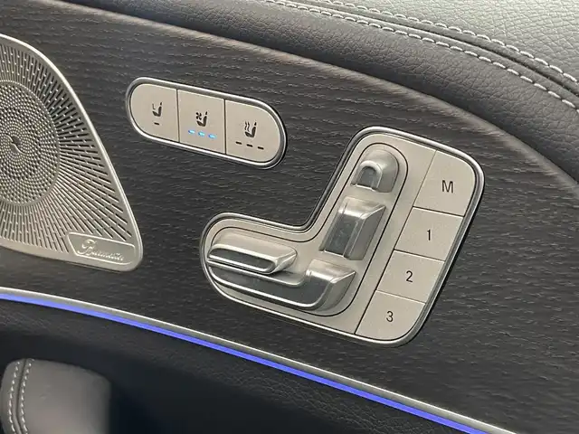 メルセデス・ベンツ Ｍ・ベンツ ＧＬＥ４００ｄ 4MATIC クーペ スポーツ 埼玉県 2023(令5)年 2.6万km ダイヤモンドホワイト パノラミックスライディングルーフ　12.3インチナビ　Burmesterサウンド　HUD　BSM　LEDライト　黒革　シートヒーター　ベンチレーション　メモリシート　純正ドラレコ　ETC　地デジTV