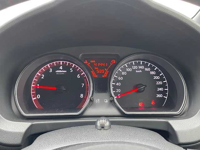 日産 ノート ニスモS 静岡県 2017(平29)年 4.2万km ブリリアントホワイトパール 5速MT/純正ナビ/ドラレコ/LEDヘッドランプ/ドアバイザー/スマートキー/ラバーマット/純正アルミホイール