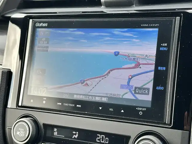 ホンダ シビック ハッチバック 島根県 2020(令2)年 6.4万km プラチナホワイトパール 登録時走行距離 63527Km/6速MT/純正SDナビ/フルセグTV/バックカメラ/シートヒーター/前席パワーシート/ハーフレザーシート/衝突軽減ブレーキ/レーンキープアシスト/禁煙車/オートマチックハイビーム/レーダークルーズコントロール/前後ドライブレコーダー/RAYS18インチAW/ETC2.0/LEDヘッドライト/スマートキー
