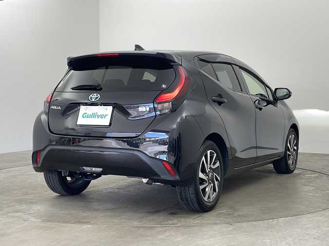 トヨタ アクア Z 兵庫県 2022(令4)年 3.5万km ブラックマイカ ・純正10.5インチナビ（TV/BT/USB/Miracast)/・アラウンドビューモニター/・AC１００V充電/・プリクラッシュセーフティ/・オートマチックハイビーム/・クリアランスソナー/・レーダークルーズコントロール/・ブラインドスポットモニター/・ロードサインアシスト/・パーキングサポートブレーキ/・リヤクロストラフィックアラート/・LEDヘッドライト/・ビルトインETC/・純正16インチAW/・ヘッドライトレベライザー/・プッシュスタート/・ステアリングリモコン