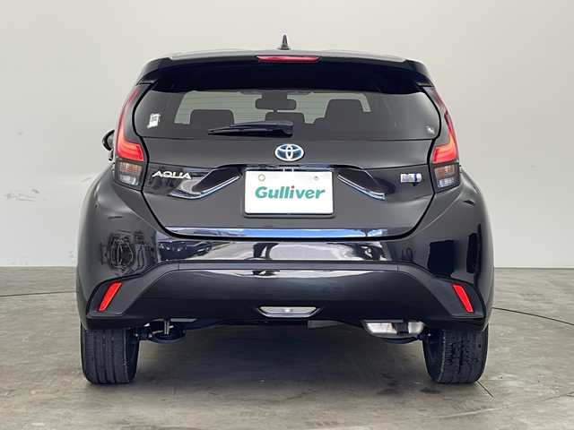 トヨタ アクア Z 兵庫県 2022(令4)年 3.5万km ブラックマイカ ・純正10.5インチナビ（TV/BT/USB/Miracast)/・アラウンドビューモニター/・AC１００V充電/・プリクラッシュセーフティ/・オートマチックハイビーム/・クリアランスソナー/・レーダークルーズコントロール/・ブラインドスポットモニター/・ロードサインアシスト/・パーキングサポートブレーキ/・リヤクロストラフィックアラート/・LEDヘッドライト/・ビルトインETC/・純正16インチAW/・ヘッドライトレベライザー/・プッシュスタート/・ステアリングリモコン