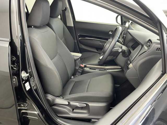 トヨタ アクア Z 兵庫県 2022(令4)年 3.5万km ブラックマイカ ・純正10.5インチナビ（TV/BT/USB/Miracast)/・アラウンドビューモニター/・AC１００V充電/・プリクラッシュセーフティ/・オートマチックハイビーム/・クリアランスソナー/・レーダークルーズコントロール/・ブラインドスポットモニター/・ロードサインアシスト/・パーキングサポートブレーキ/・リヤクロストラフィックアラート/・LEDヘッドライト/・ビルトインETC/・純正16インチAW/・ヘッドライトレベライザー/・プッシュスタート/・ステアリングリモコン