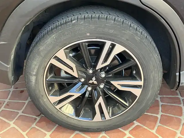 三菱 エクリプス クロス Gプラスパッケージ 神奈川県 2021(令3)年 2.3万km アメジストブラック ワンオーナー/純正ナビ/アラウンドビューカメラ/HUD/レーダークルーズコントロール/コーナーソナー/車線逸脱警報システム/衝突軽減ブレーキシステム/オートマチックハイビーム/後側方車両検知警報システム/AS&G/LEDヘッドライト/ライトレベライザー/ハンドルヒーター/USBポート/前後ドライブレコーダー/運転席パワーシート