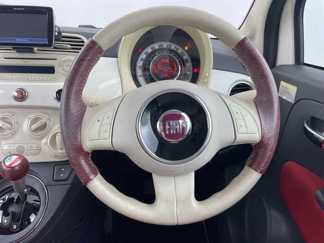 フィアット ５００ 1．2 ポップ 愛知県 2014(平26)年 3.4万km ボサノバホワイト Carrozzeriaポータブルナビ/横滑り防止機能/電動ミラー/フォグランプ/純正フロアマット/パワーステアリング