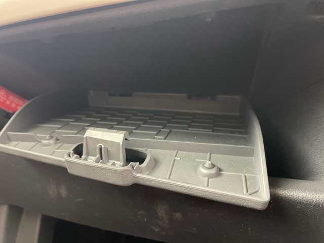 フィアット ５００ 1．2 ポップ 愛知県 2014(平26)年 3.4万km ボサノバホワイト Carrozzeriaポータブルナビ/横滑り防止機能/電動ミラー/フォグランプ/純正フロアマット/パワーステアリング