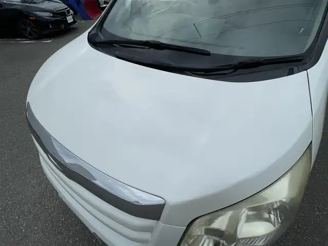 トヨタ ノア X 山形県 2009(平21)年 11.8万km ホワイトパールクリスタルシャイン 4WD/純正HDDナビ/・TV/AM/FM/CD/DVD/ハロゲンヘッドライト/フロントフォグランプ/電動格納ミラー/両側スライドドア/リモコンキー/純正フロアマット/純正ドアバイザー/ETC/冬タイヤ積み込み/保証書/取扱説明書