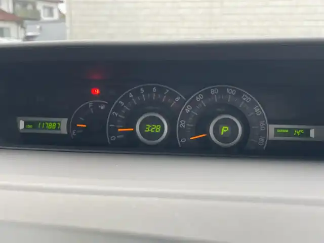 トヨタ ノア X 山形県 2009(平21)年 11.8万km ホワイトパールクリスタルシャイン 4WD/純正HDDナビ/・TV/AM/FM/CD/DVD/ハロゲンヘッドライト/フロントフォグランプ/電動格納ミラー/両側スライドドア/リモコンキー/純正フロアマット/純正ドアバイザー/ETC/冬タイヤ積み込み/保証書/取扱説明書