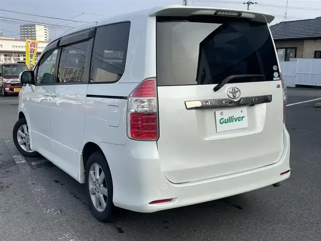 トヨタ ノア S 長崎県 2008(平20)年 14.5万km パール 純正HDDナビ/バックカメラ/左側パワースライドドア/ETC/スペアキー