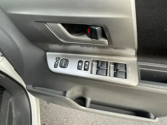 トヨタ ノア S 長崎県 2008(平20)年 14.5万km パール 純正HDDナビ/バックカメラ/左側パワースライドドア/ETC/スペアキー