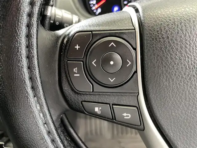 トヨタ ヴォクシー ZS 煌Ⅲ 鹿児島県 2021(令3)年 6.8万km ホワイトパールクリスタルシャイン ナビ/(フルセグTV/Bluetooth/HDMI/DVD/CD)/バックカメラ/Toyota Safety Sense/　・プリクラッシュセーフティ/　・レーンディパーチャーアラート/　・オートマチックハイビーム/　・先行車発進告知機能/横滑り防止/クルーズコントロール/両側パワースライドドア/ドライブレコーダー/ETC2.0/ハーフレザーシート/ラバーマット/電動格納ミラー/アイドリングストップ